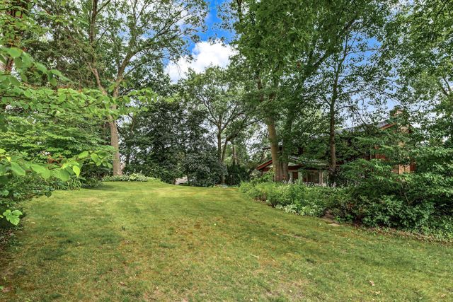 110 19th Avenue SW, New Brighton, MN 55112