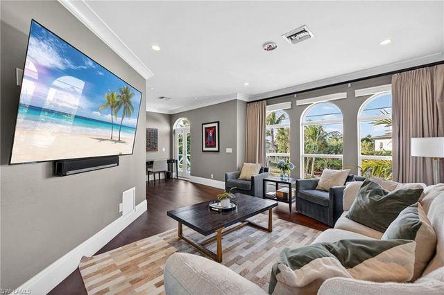 1552 San Carlos Bay DR, Sanibel, FL 33957