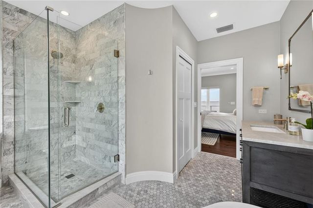 1552 San Carlos Bay DR, Sanibel, FL 33957