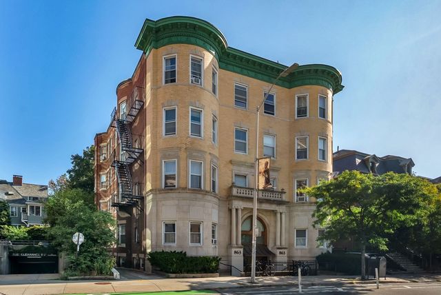 863 Massachusetts Ave 32, Cambridge, MA 02139