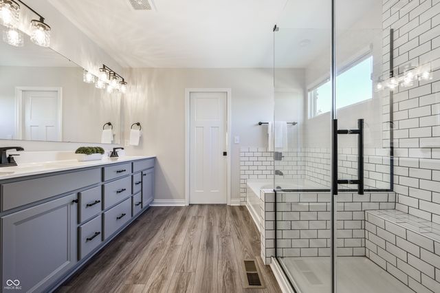 12442 Coastal Place, Fishers, IN 46037