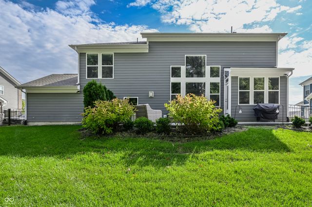 12442 Coastal Place, Fishers, IN 46037