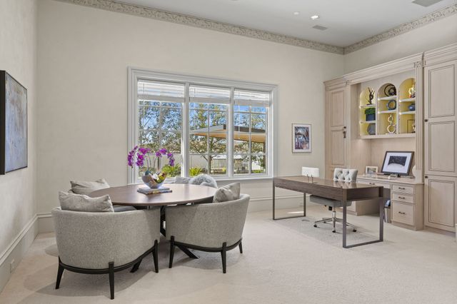 702 S White Chapel Boulevard, Southlake, TX 76092