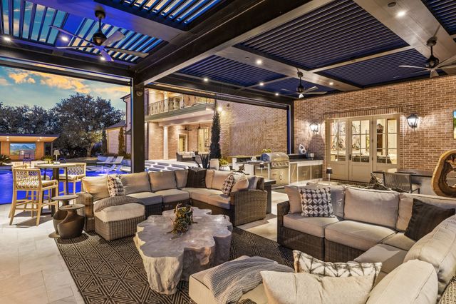 702 S White Chapel Boulevard, Southlake, TX 76092