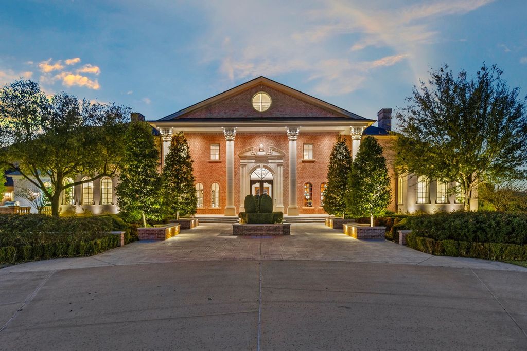 702 S White Chapel Boulevard, Southlake, TX 76092