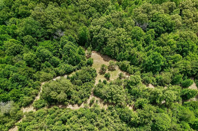 211 Arizona Ln, Walling, TN 38587