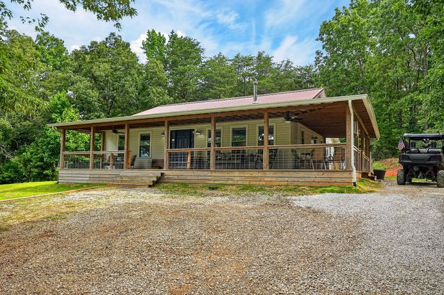 211 Arizona Ln, Walling, TN 38587