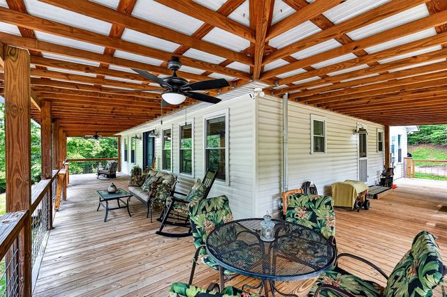 211 Arizona Ln, Walling, TN 38587
