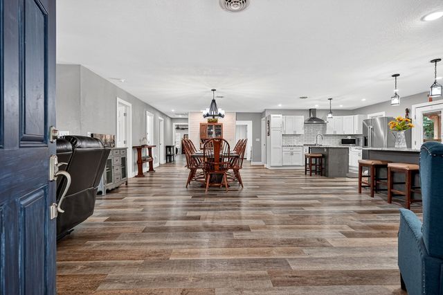 211 Arizona Ln, Walling, TN 38587