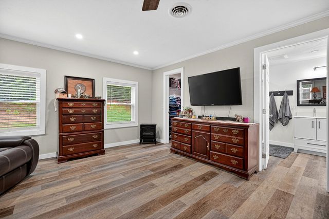 211 Arizona Ln, Walling, TN 38587