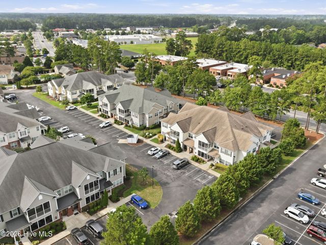 1909 Covengton Way 102, Greenville, NC 27858