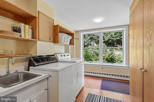202 W CHESTNUT HILL AVE, Philadelphia, PA 19118