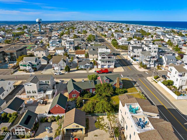 20 E South 33rd Street, Long Beach Twp, NJ 08008