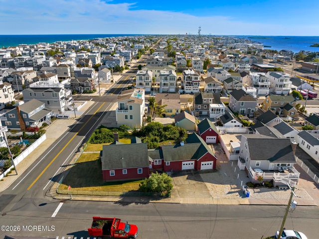 20 E South 33rd Street, Long Beach Twp, NJ 08008