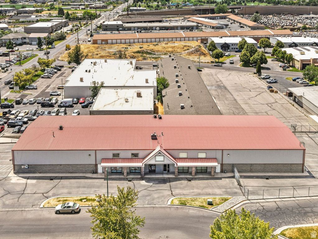 384 S COMMERCE LOOP, Orem, UT 84058 — photo 2