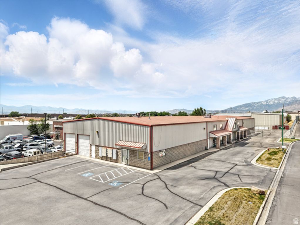 384 S COMMERCE LOOP, Orem, UT 84058 — photo 3