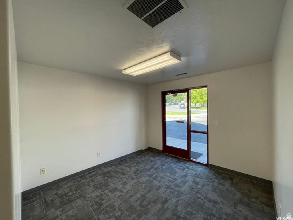 384 S COMMERCE LOOP, Orem, UT 84058 — photo 4
