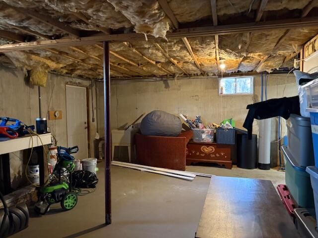 6331 MEACHAM RD, Salem, VA 24153