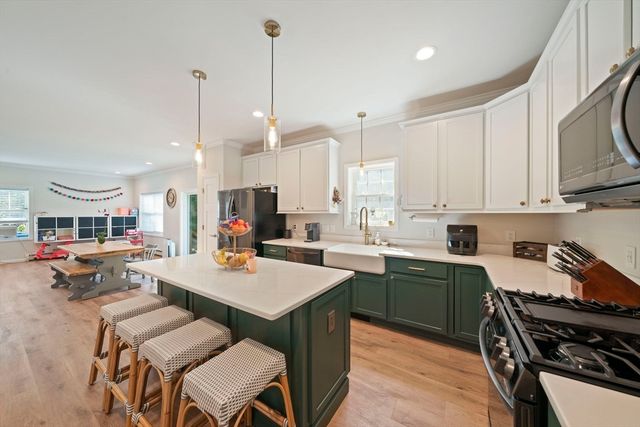 305 Main Street, Norfolk, MA 02056