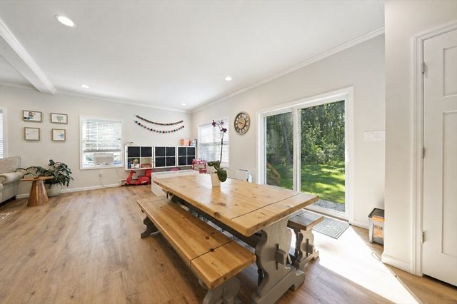 305 Main Street, Norfolk, MA 02056