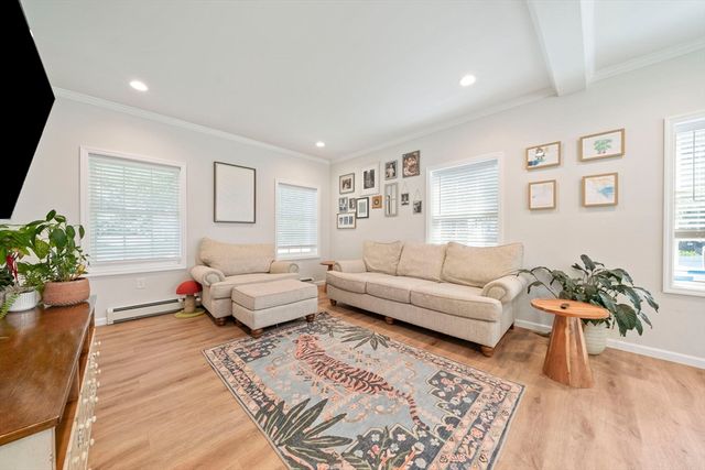 305 Main Street, Norfolk, MA 02056