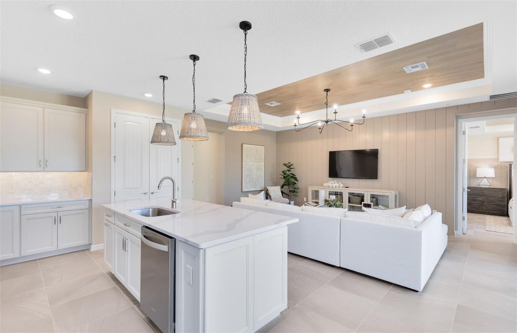 Image 12 of property listing at 2562 WINTER SKY STREET, Kissimmee, FL 34744