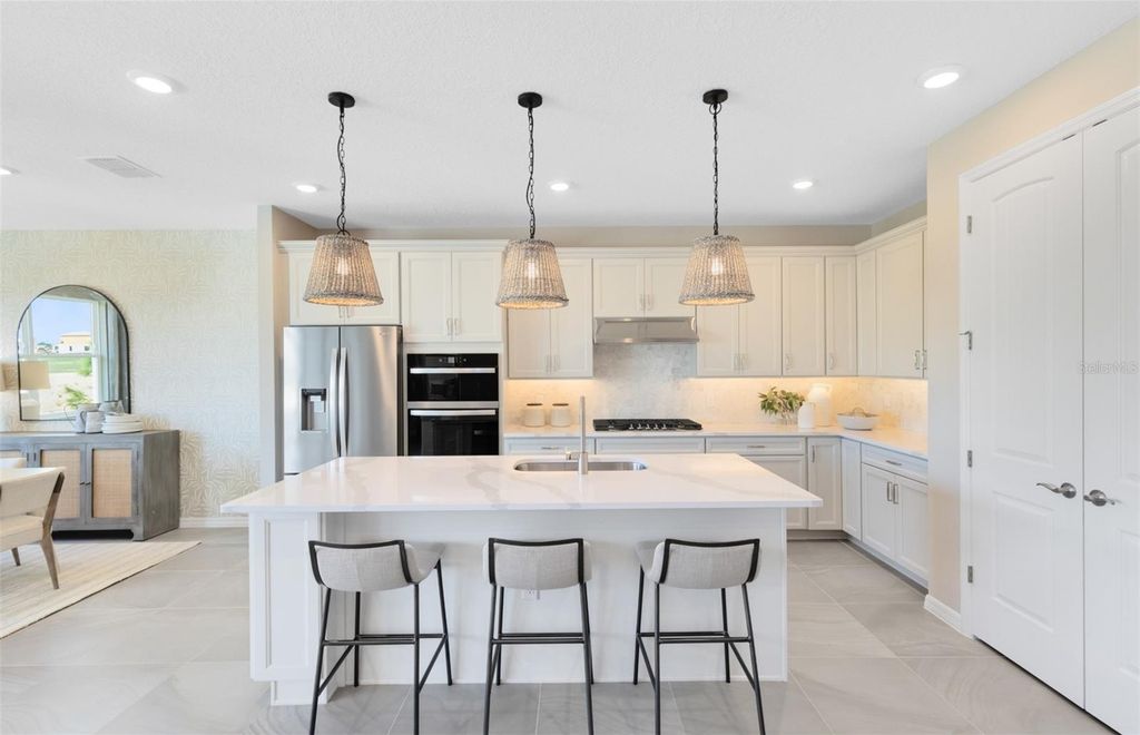 Image 10 of property listing at 2562 WINTER SKY STREET, Kissimmee, FL 34744