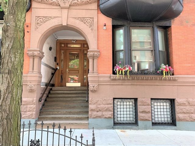 31 Massachusetts Ave 5-4, Boston, MA 02115