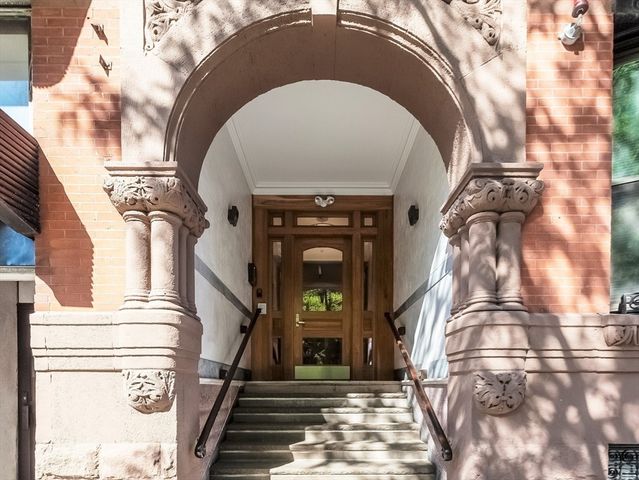 31 Massachusetts Ave 5-4, Boston, MA 02115