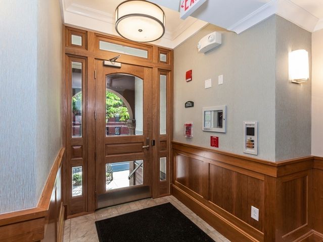 31 Massachusetts Ave 5-4, Boston, MA 02115