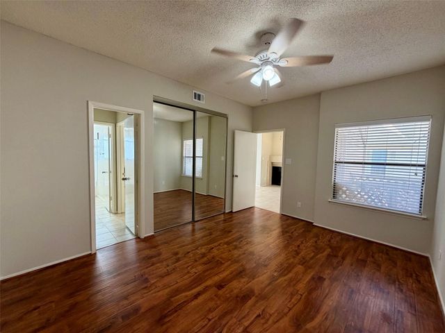 2710 Grants Lake Boulevard C10, Sugar Land, TX 77479