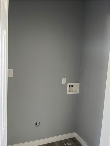 1215 W 104th, Los Angeles, CA 90044