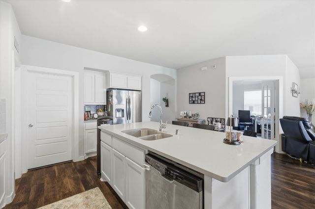 432 Cold Mountain Trail, Fort Worth, TX 76131