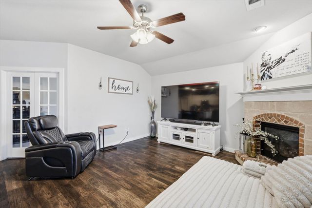 432 Cold Mountain Trail, Fort Worth, TX 76131