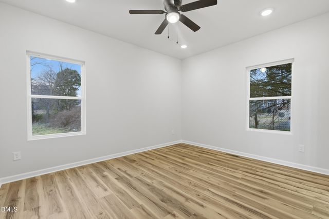 522 N Beaumont Avenue, Burlington, NC 27217