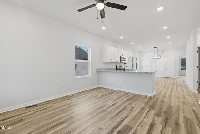 522 N Beaumont Avenue, Burlington, NC 27217