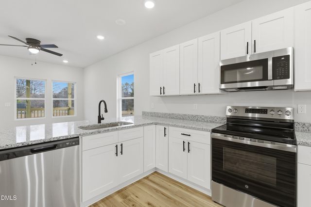 522 N Beaumont Avenue, Burlington, NC 27217