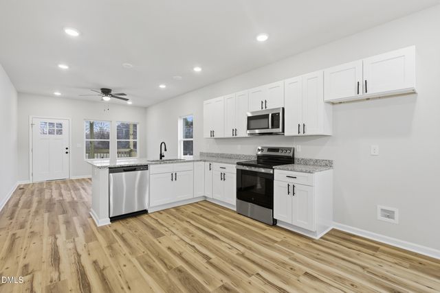 522 N Beaumont Avenue, Burlington, NC 27217