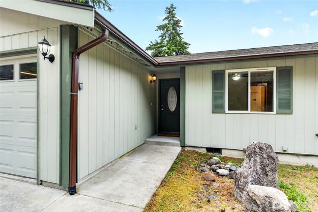 9210 Otso Point Road, Anderson Island, WA 98303