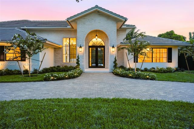 16960 SW 74th Court, Palmetto Bay, FL 33157