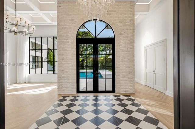 16960 SW 74th Court, Palmetto Bay, FL 33157