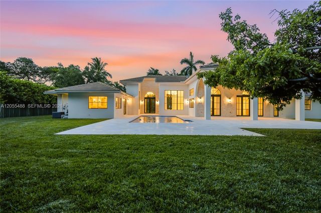 16960 SW 74th Court, Palmetto Bay, FL 33157