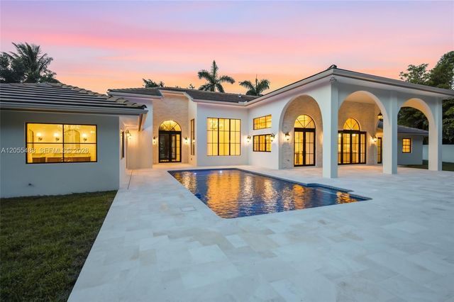 16960 SW 74th Court, Palmetto Bay, FL 33157