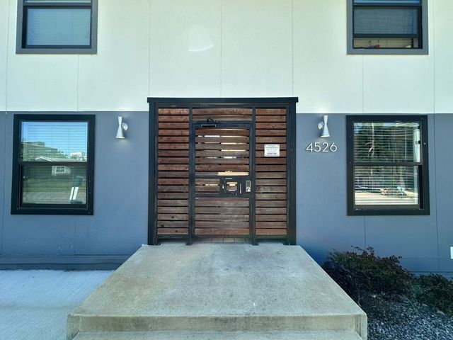 4526 Munger Avenue 201, Dallas, TX 75204