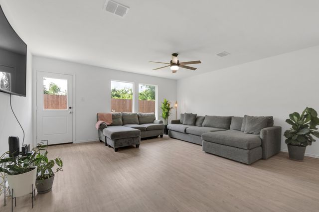 1801 Ashland Street, Mckinney, TX 75071