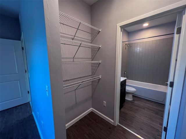 204 NW 18TH STREET 6, Gainesville, FL 32603