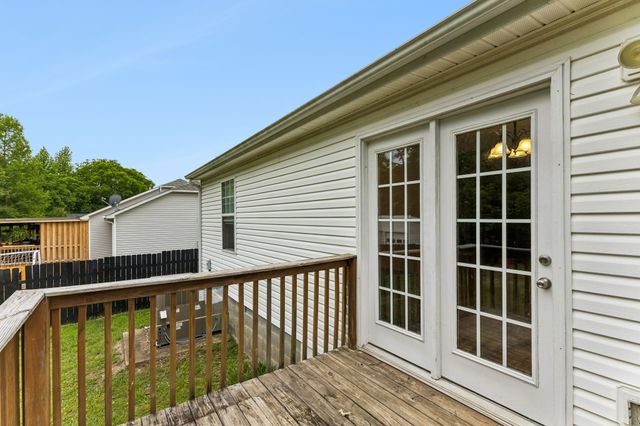 516 Winning Dr, Columbia, TN 38401