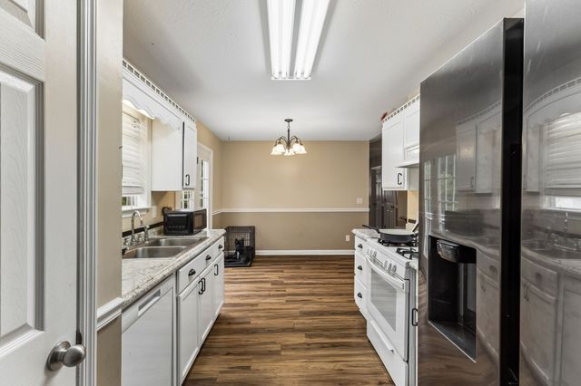 516 Winning Dr, Columbia, TN 38401