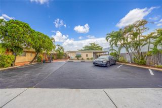 6124 Pembroke Road 18, Miramar, FL 33023