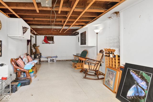6702 E 18th Street, Indianapolis, IN 46219